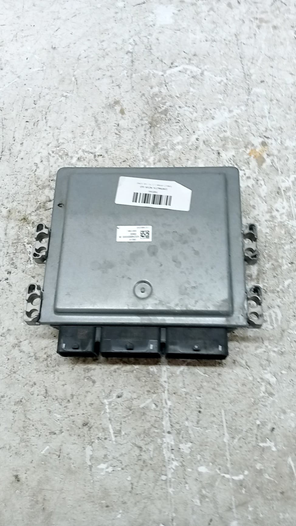 Centralita motor uce RENAULT ARKANA 2