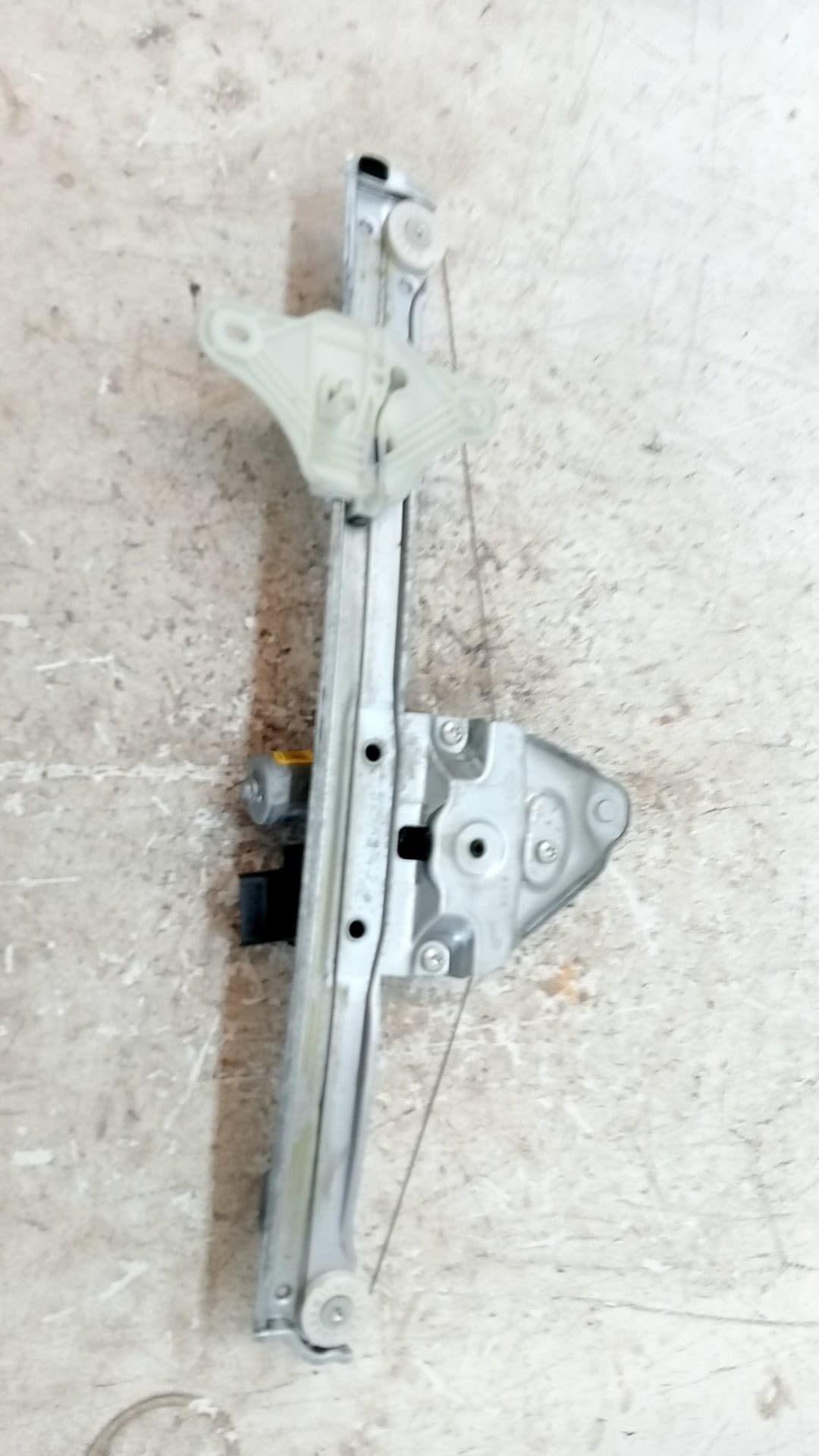 Elevalunas delantero derecho RENAULT ARKANA 2