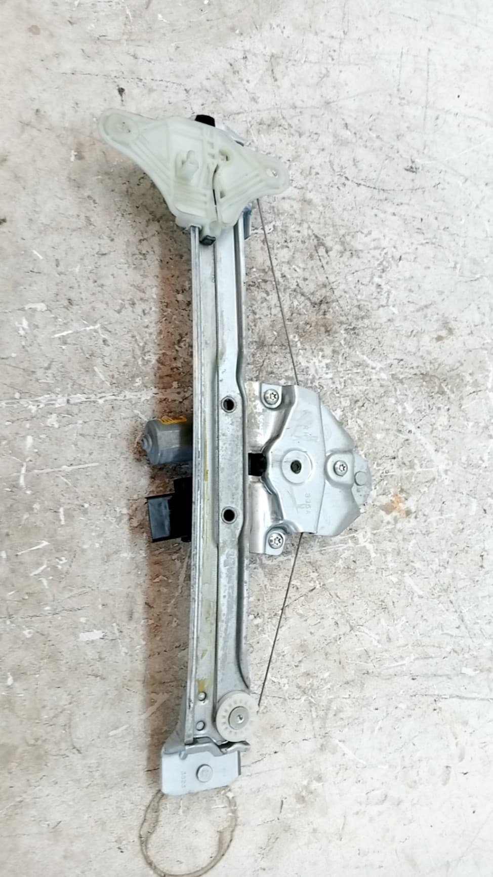 Elevalunas trasero derecho RENAULT ARKANA 2