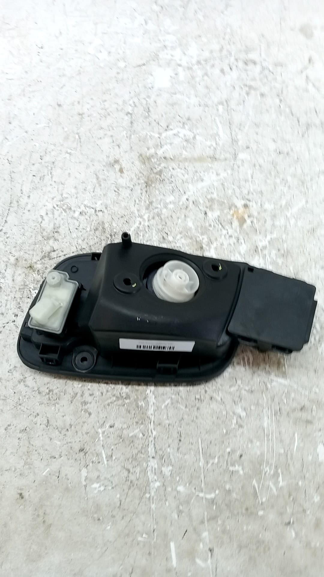 Tapa exterior combustible RENAULT ARKANA 2