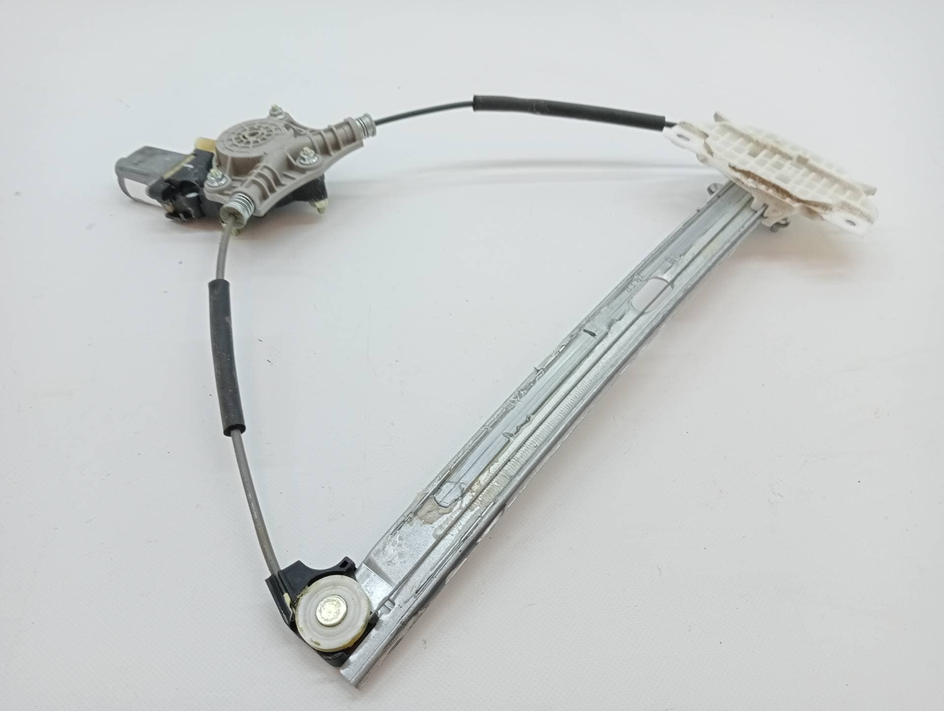Elevalunas delantero derecho KIA STONIC 3