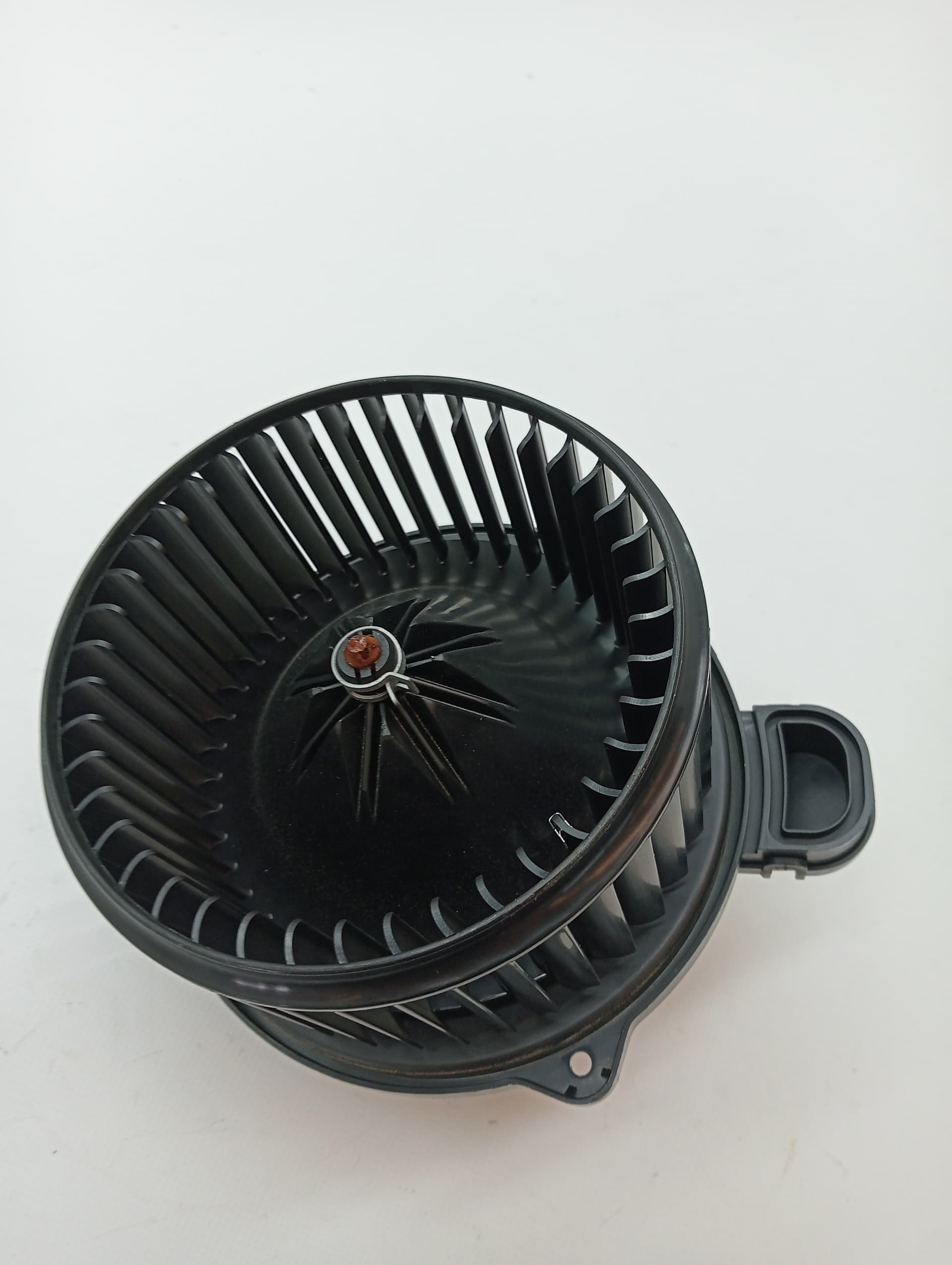 Motor calefaccion KIA STONIC 3