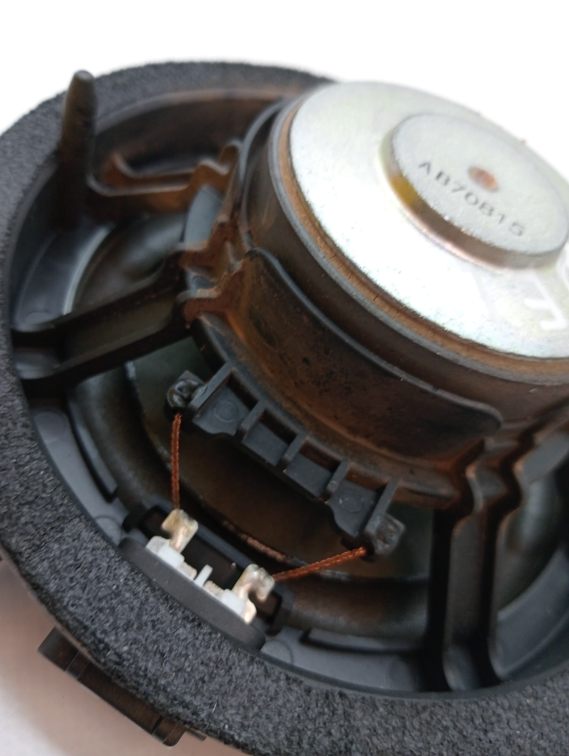 Altavoz KIA STONIC 3