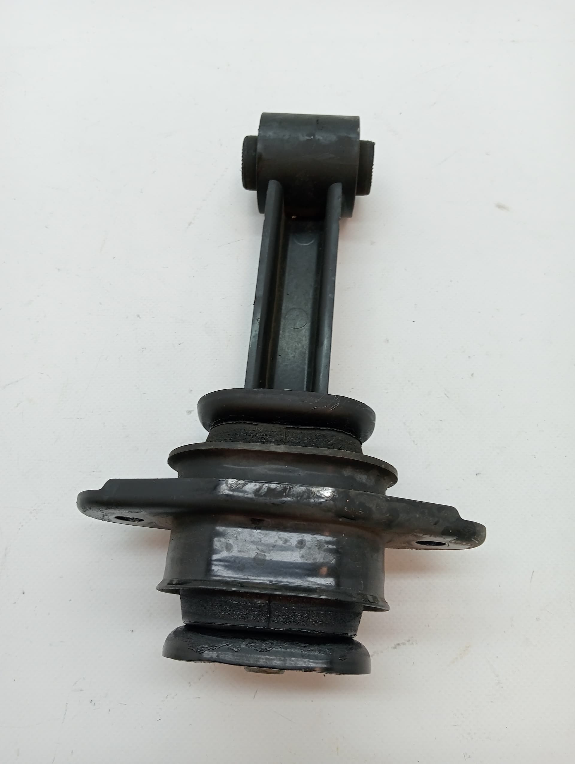 Soporte motor KIA STONIC 2