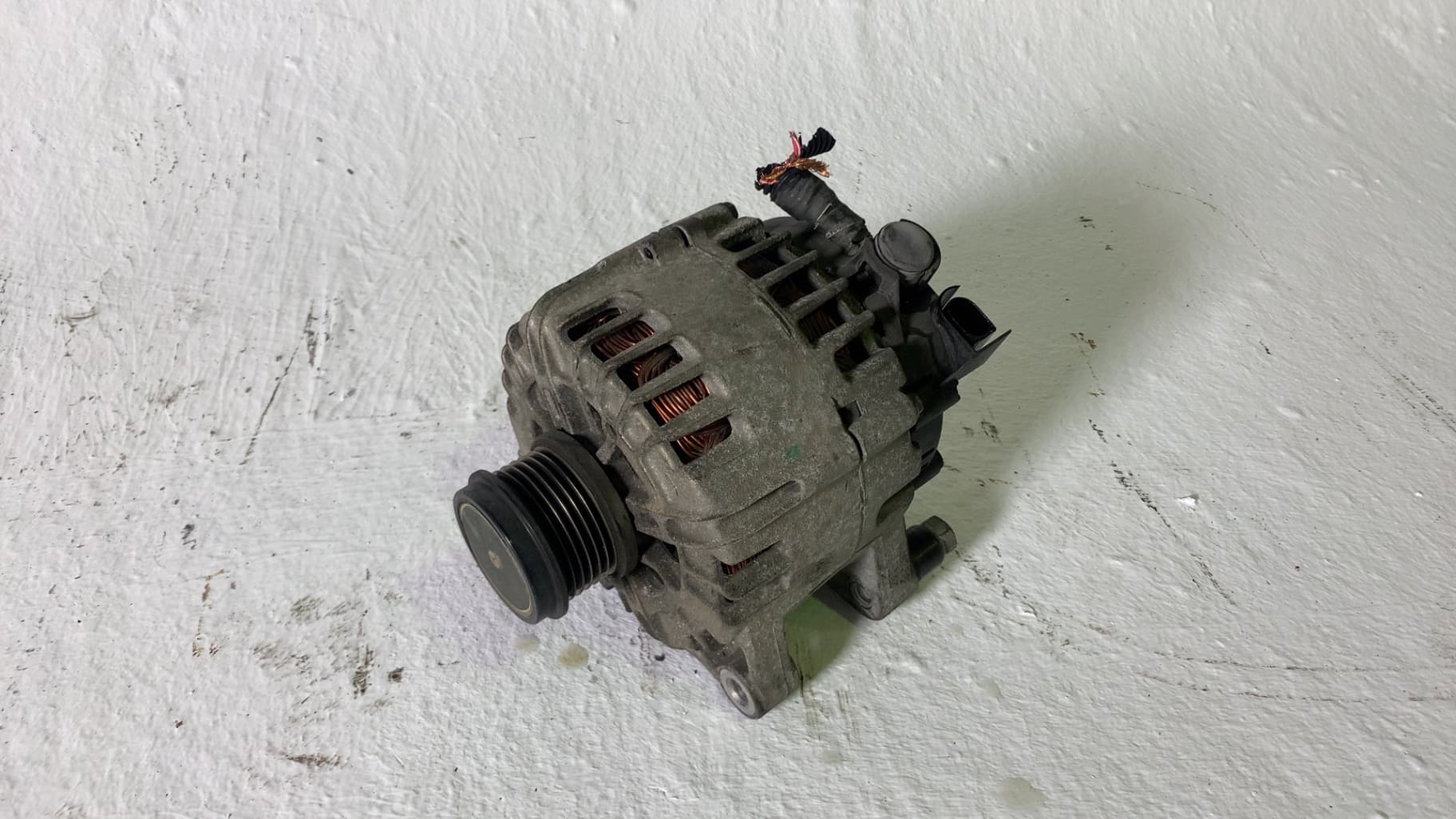 Alternador FORD FOCUS TURN