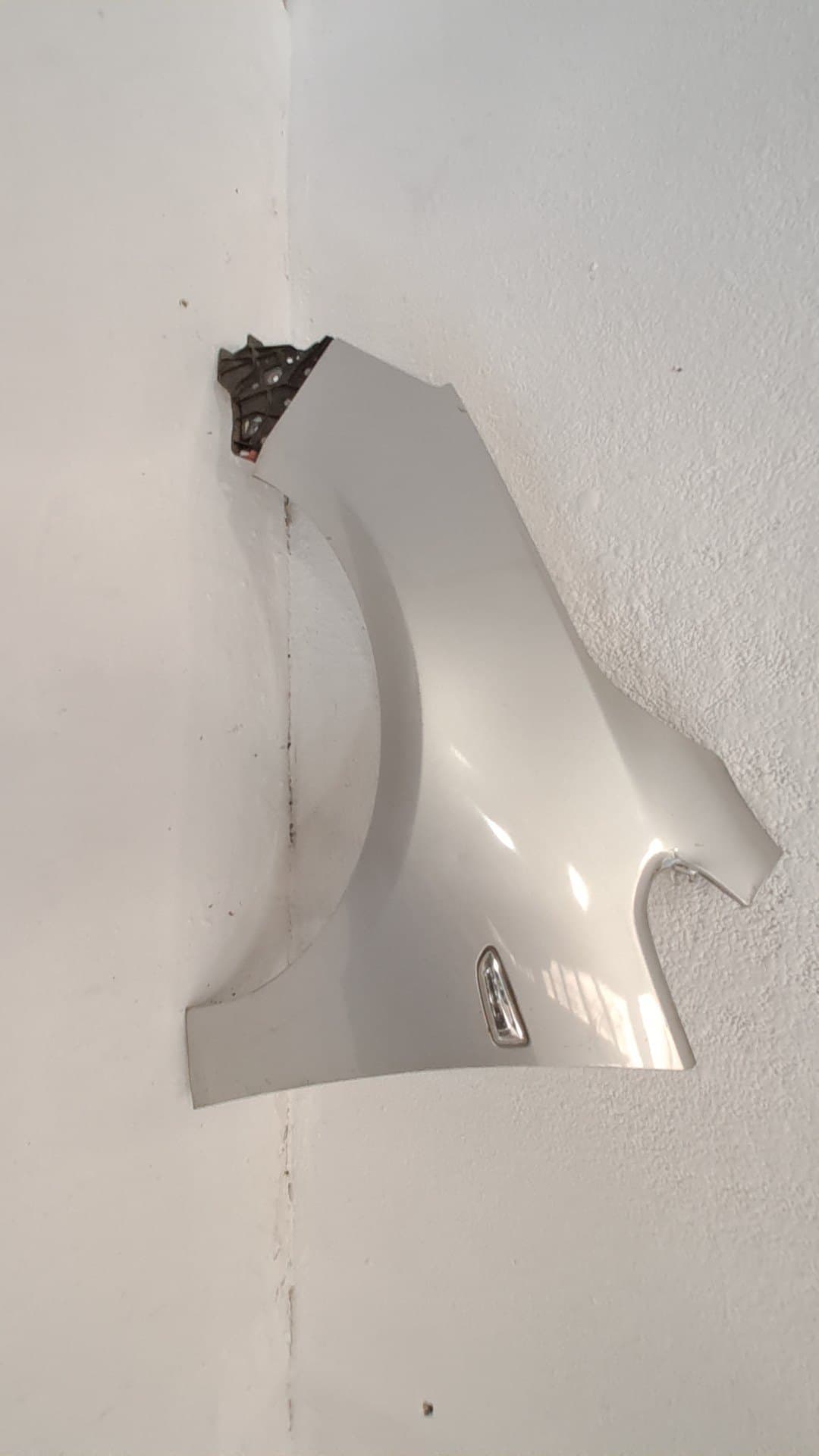 Aleta delantera izquierda OPEL ASTRA J LIM