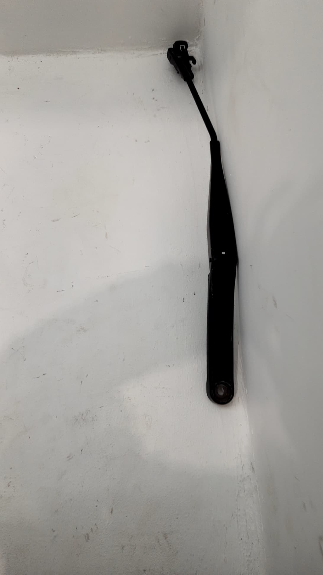 Brazo limpia delantero izquierdo ALFA ROMEO 147 (190)