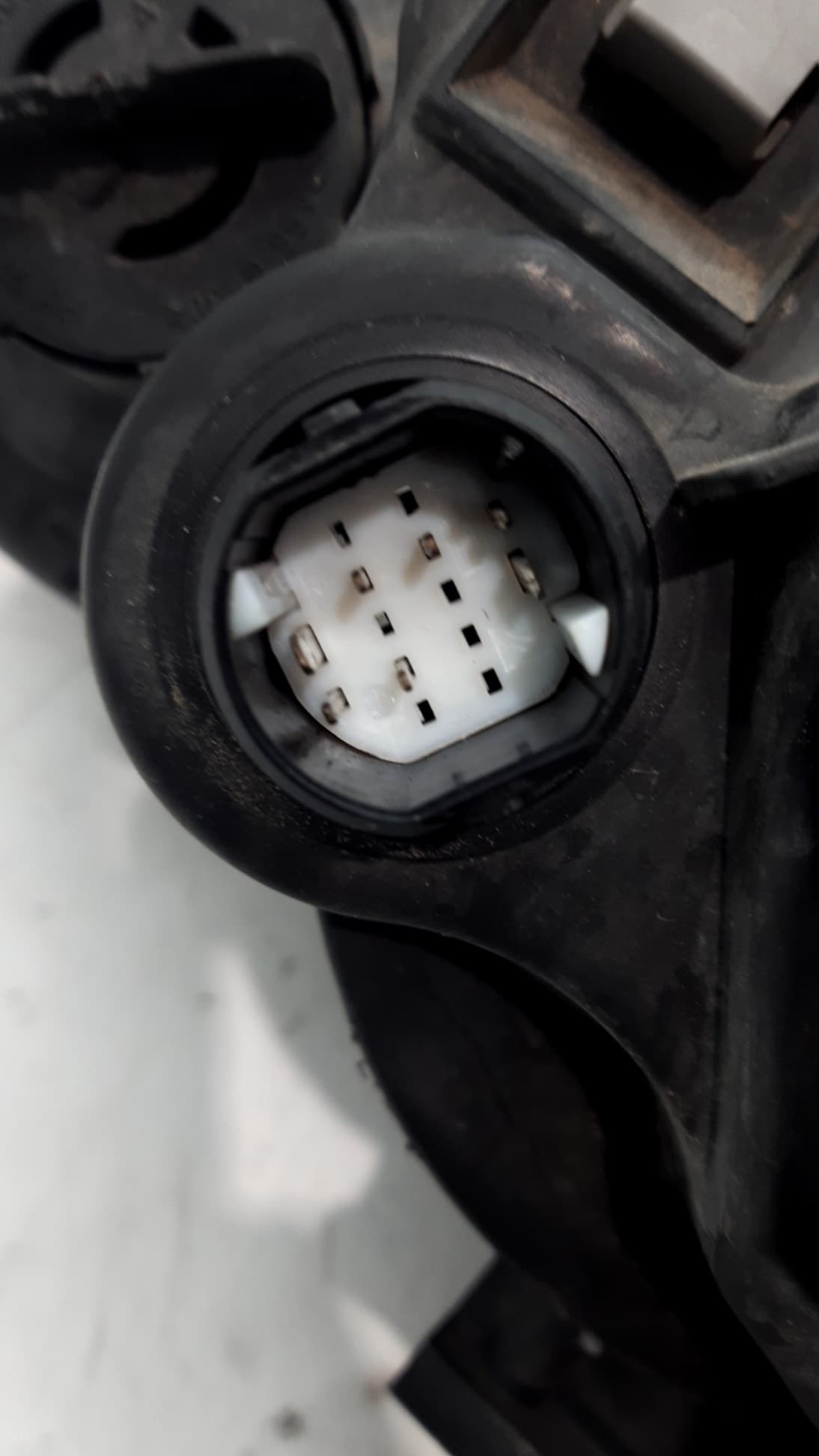 Faro derecho ALFA ROMEO 147 (190) 2