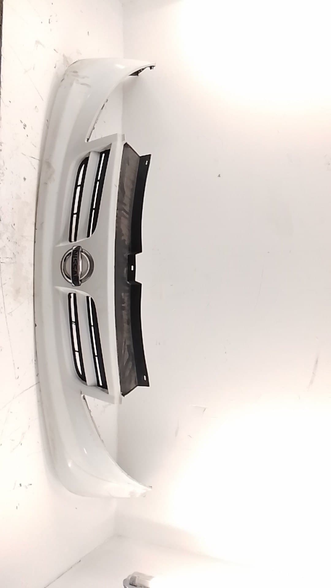 Rejilla paragolpes delantero NISSAN PRIMASTAR FURGONETA (X83)