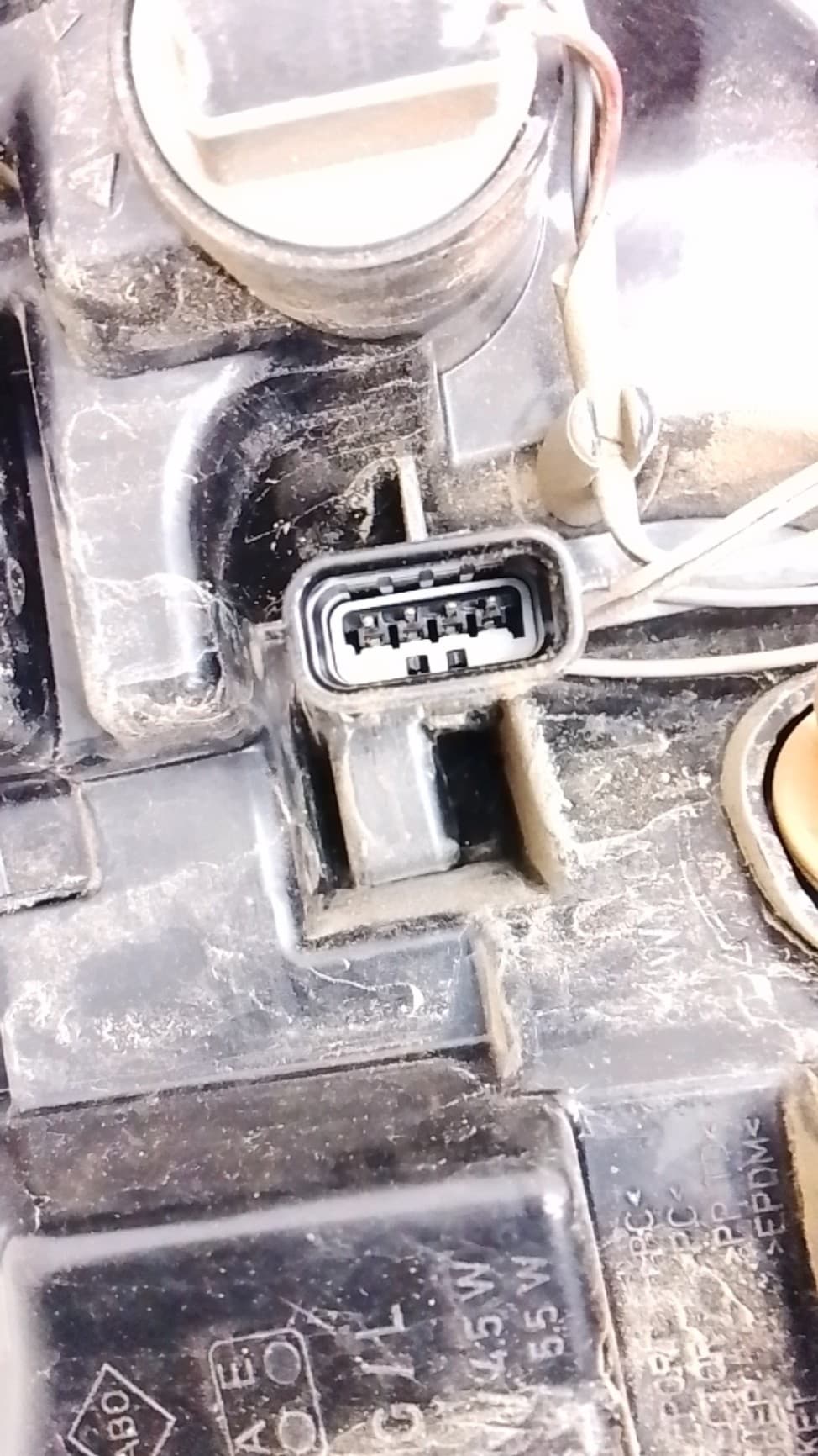 Piloto trasero izquierdo RENAULT CAPTUR II 2