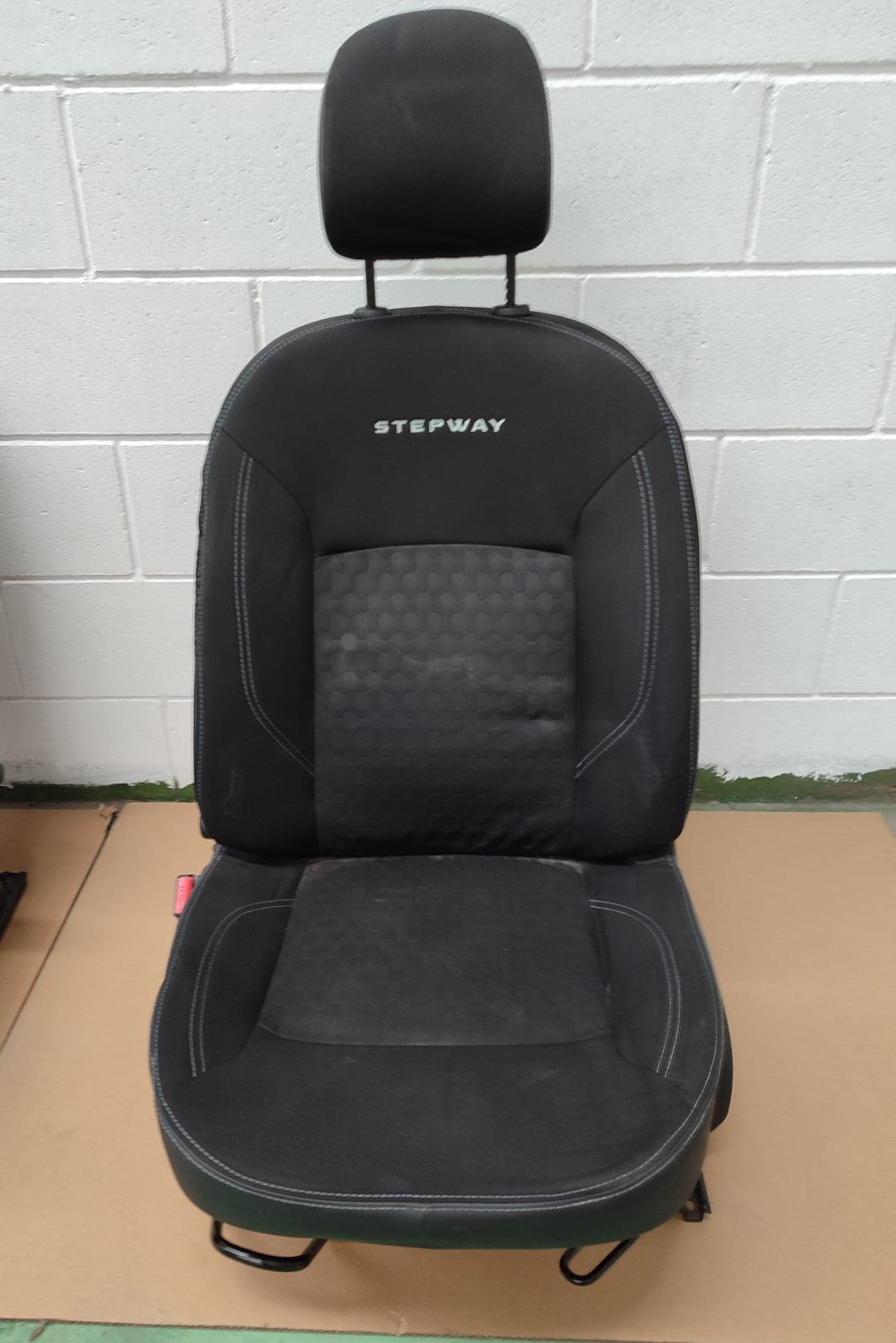 Juego asientos completo DACIA LODGY 4