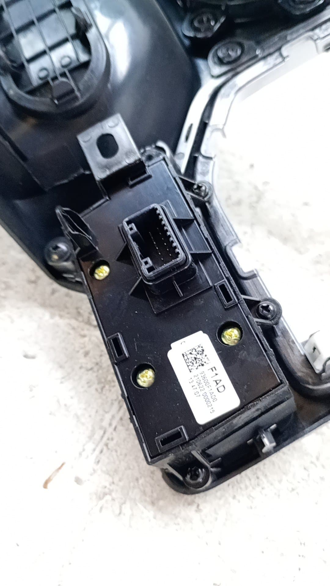 Consola central KIA SPORTAGE 3