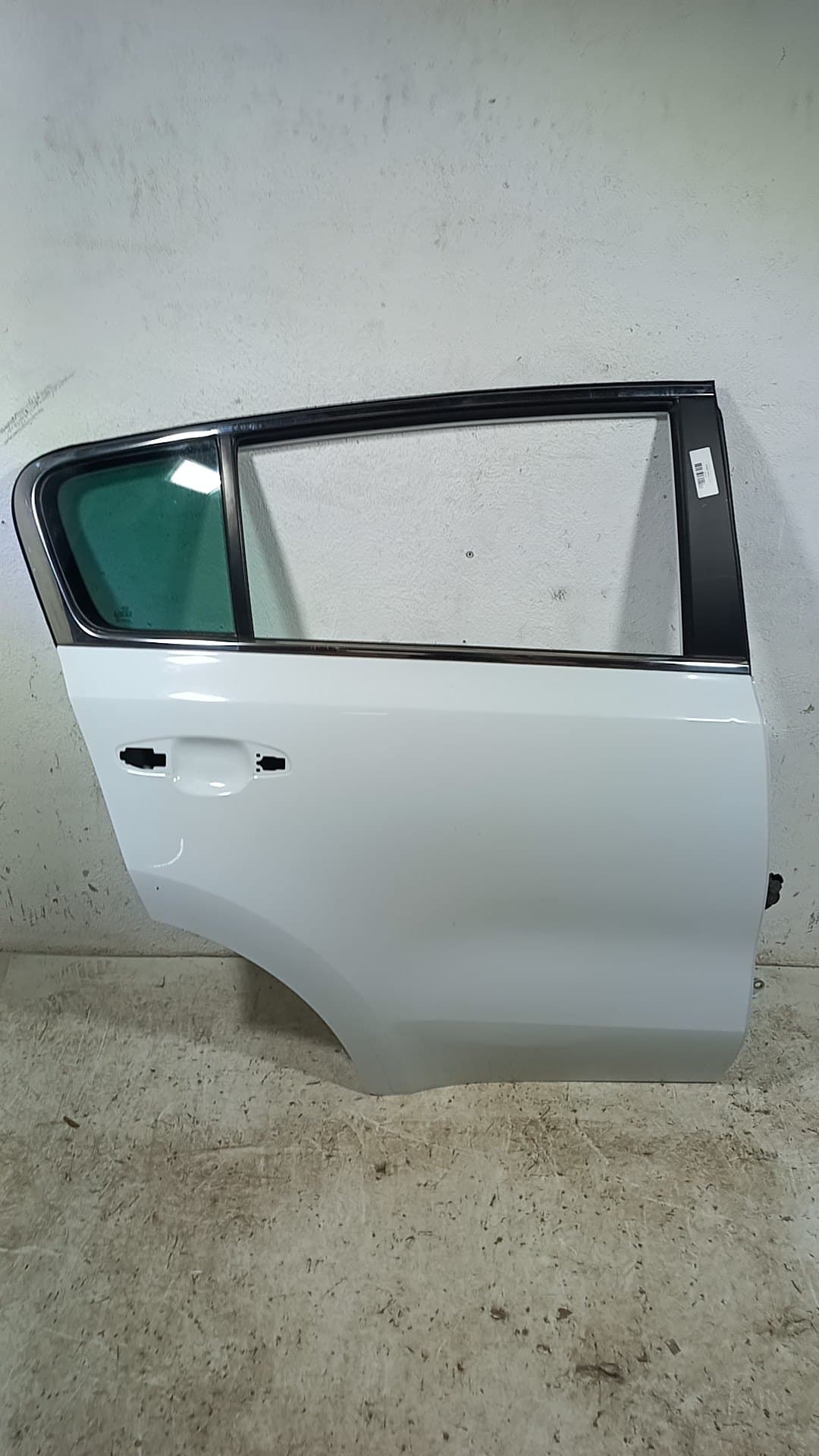 Puerta trasera derecha KIA SPORTAGE