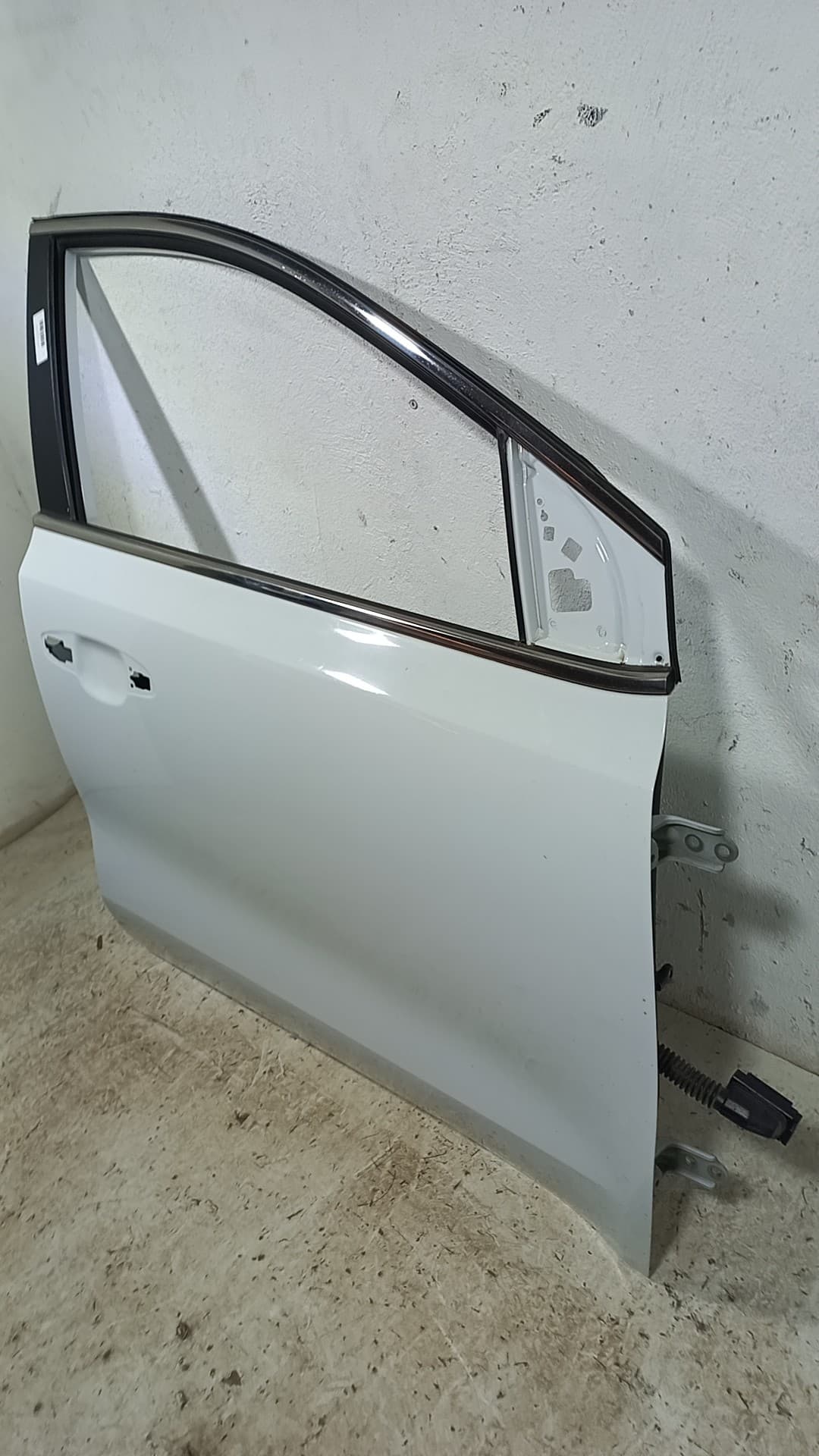 Puerta delantera derecha KIA SPORTAGE 3