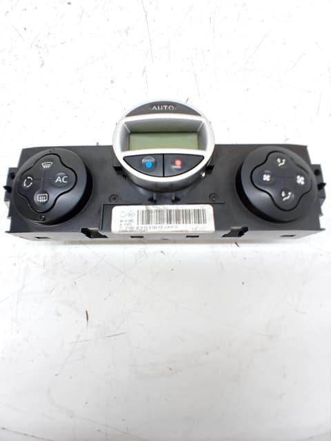 Mando climatizador RENAULT MEGANE III BERLINA 5 P