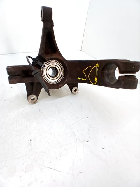 Mangueta delantera izquierda RENAULT MEGANE III BERLINA 5 P 2