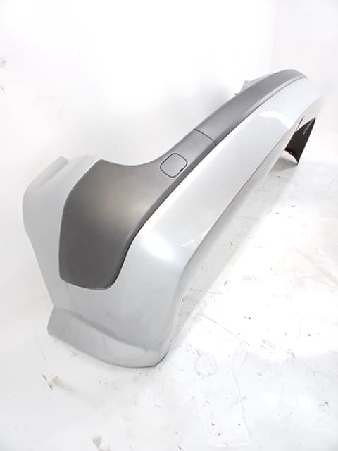 Paragolpes trasero RENAULT MEGANE III BERLINA 5 P 4