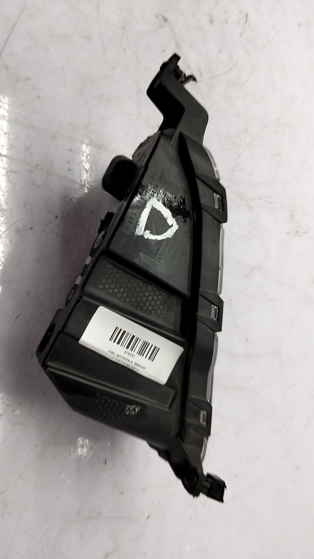 Faro antiniebla derecho KIA NIRO 3