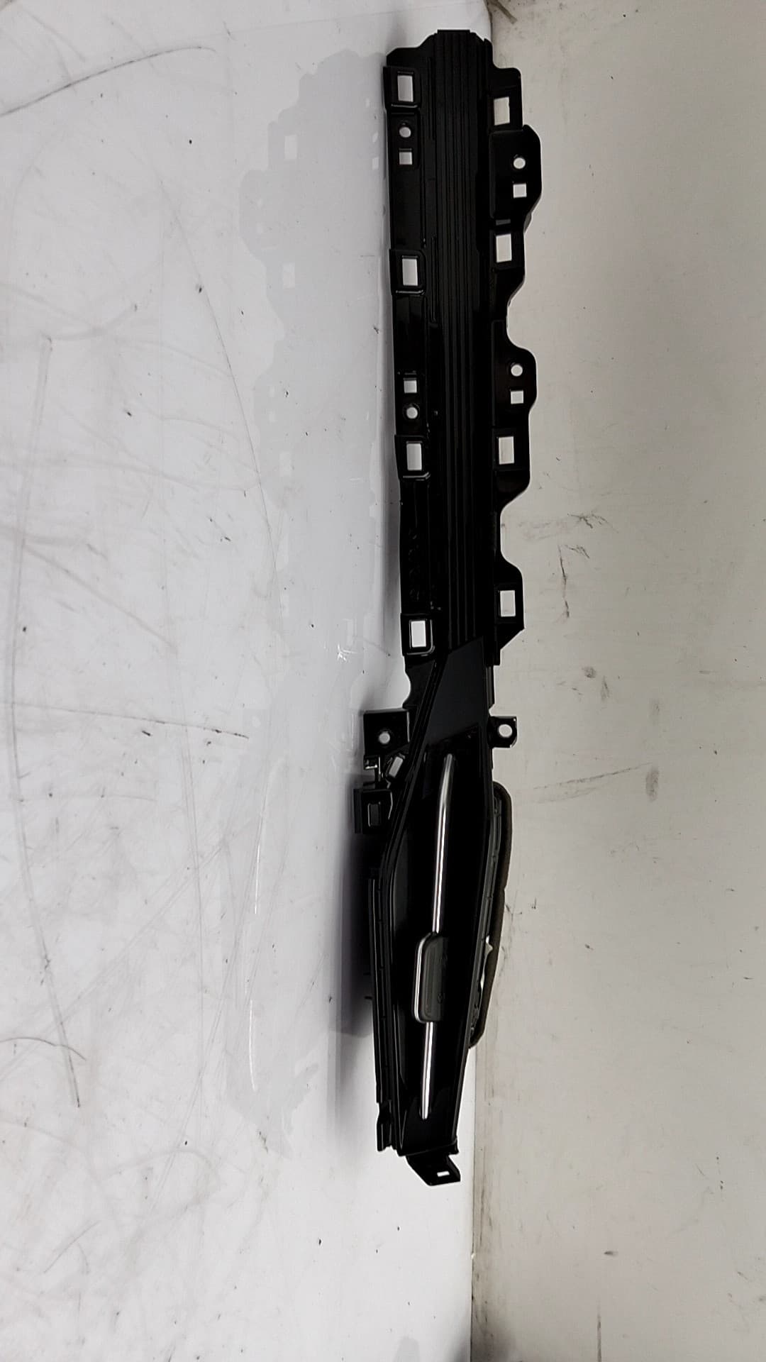 Recambio KIA NIRO ref. 84760AT000SA1