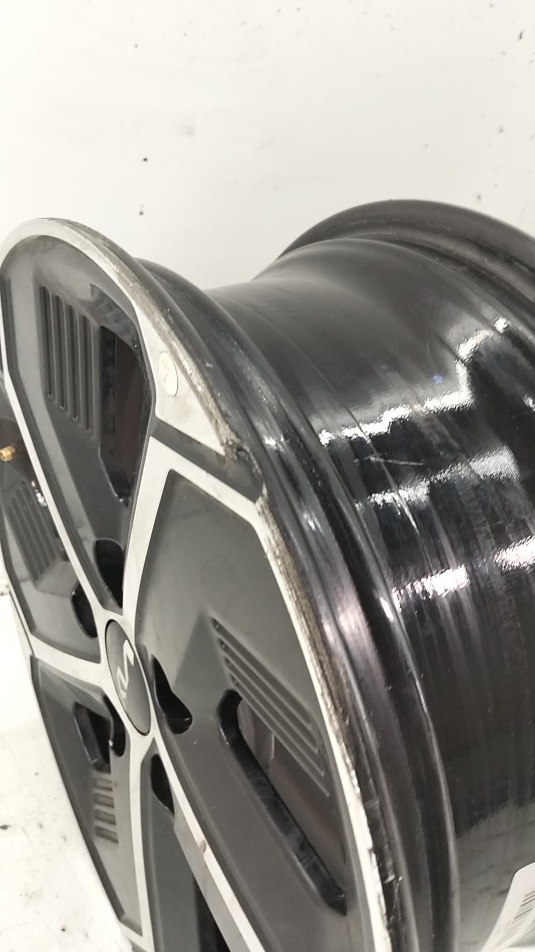 Llanta KIA NIRO 3