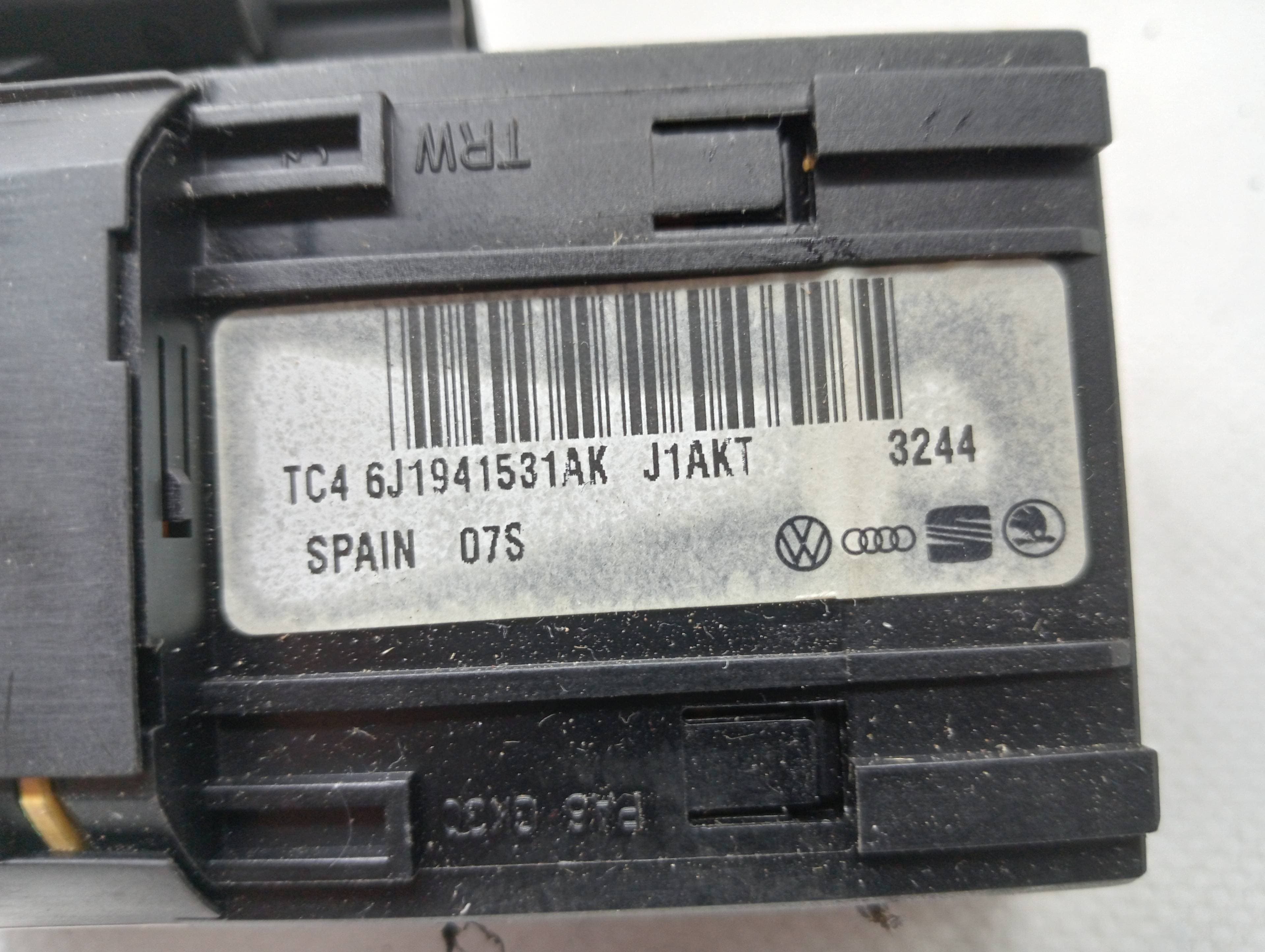 Mando luces SEAT IBIZA (6P1) 3