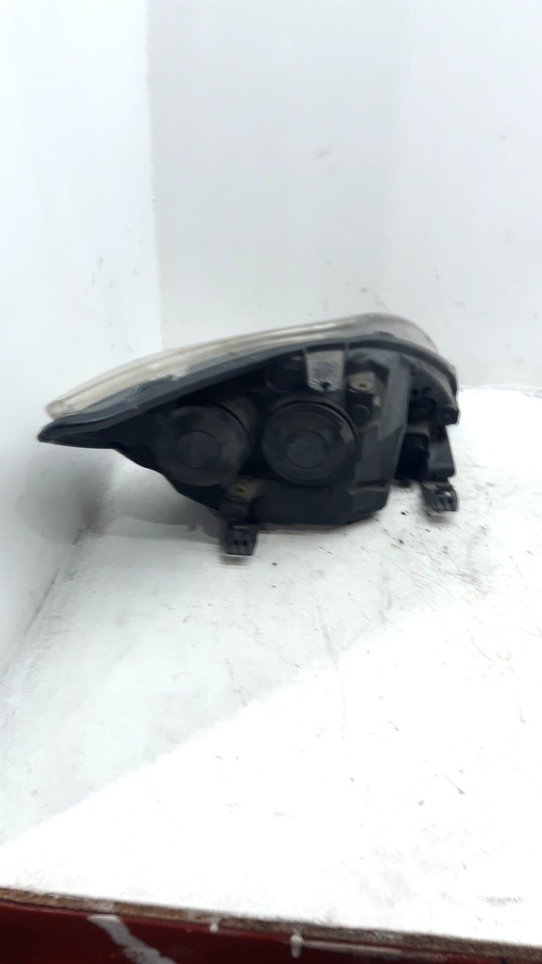 Faro izquierdo FORD FOCUS BERLINA (CAP) 3