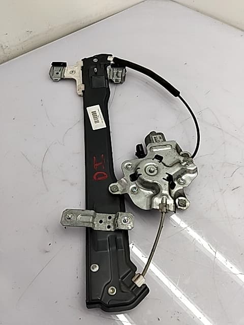 Motor elevalunas delantero derecho SSANGYONG TIVOLI