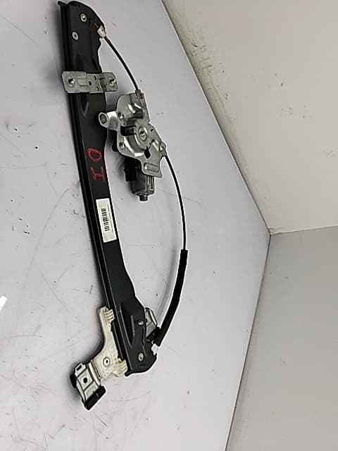 Motor elevalunas delantero izquierdo SSANGYONG TIVOLI