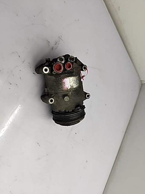 Recambio SSANGYONG TIVOLI ref. 1731313011