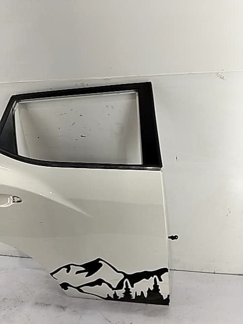 Puerta trasera derecha SSANGYONG TIVOLI 3