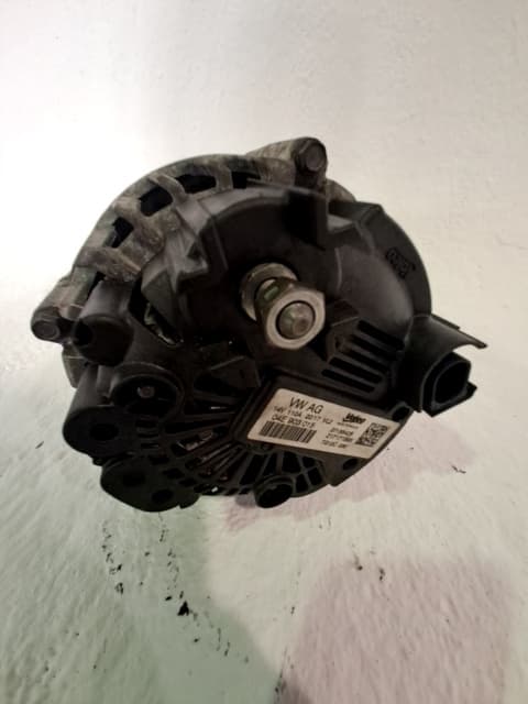 Alternador SEAT ATECA (KH7)