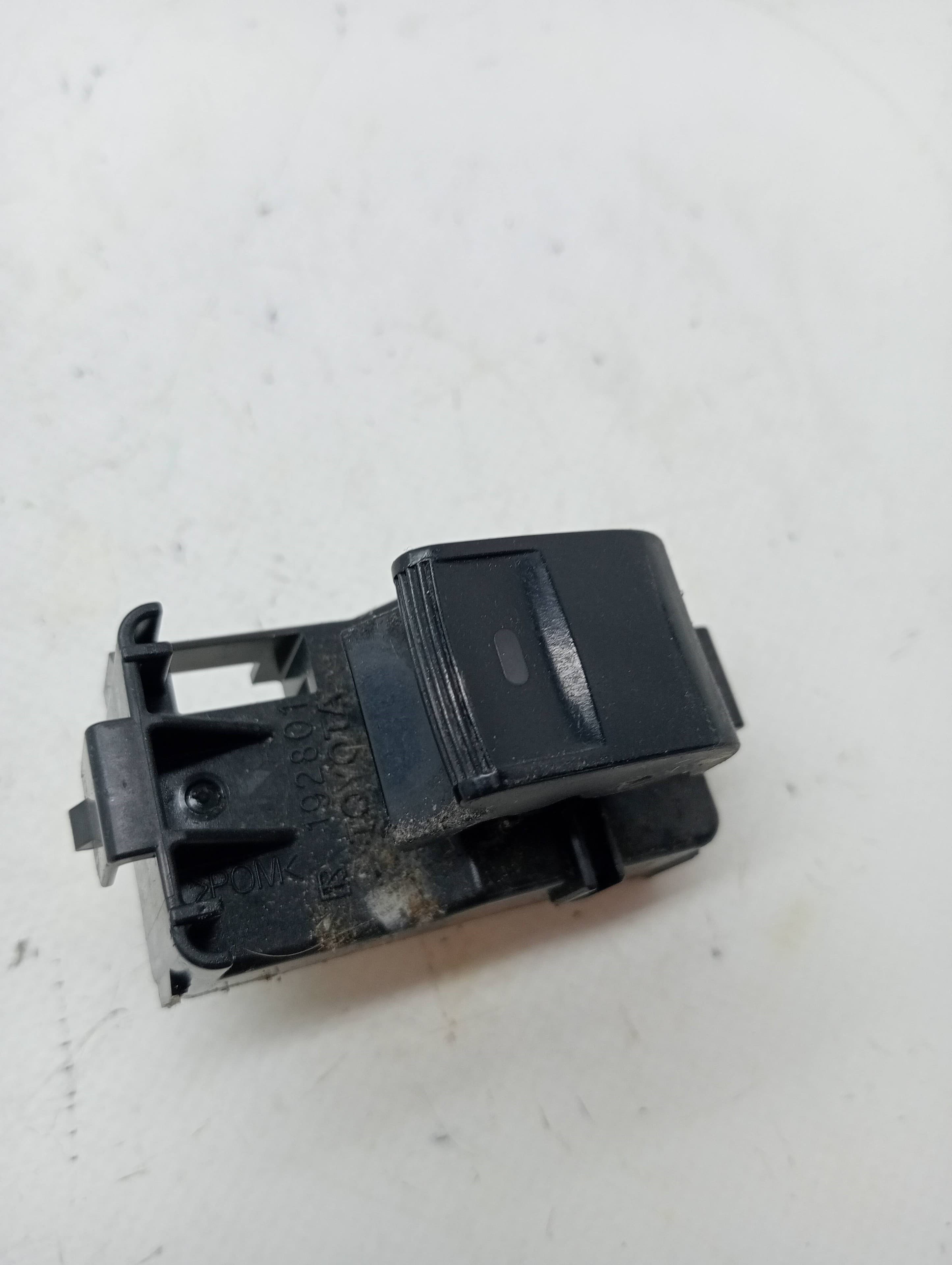Mando elevalunas delantero derecho TOYOTA PRIUS+