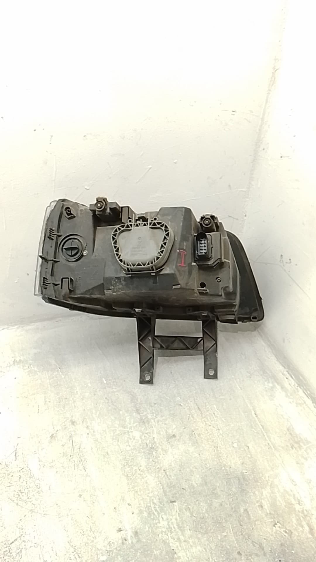 Faro izquierdo VOLKSWAGEN T5 TRANSPORTER (7E) 5