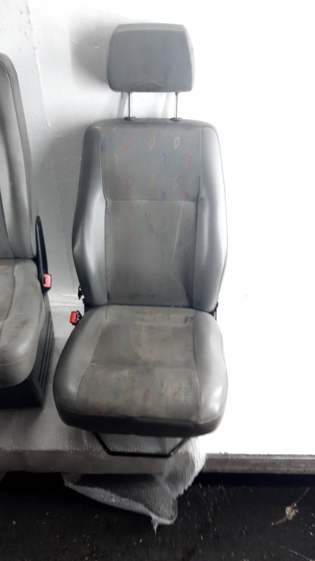 Recambio VOLKSWAGEN T5 TRANSPORTER (7E) ref. 7H0881303F 3