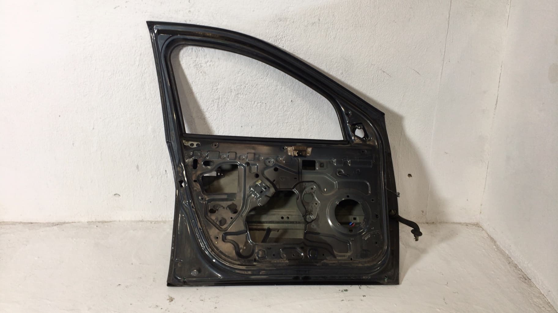 Puerta delantera izquierda DACIA SANDERO 2
