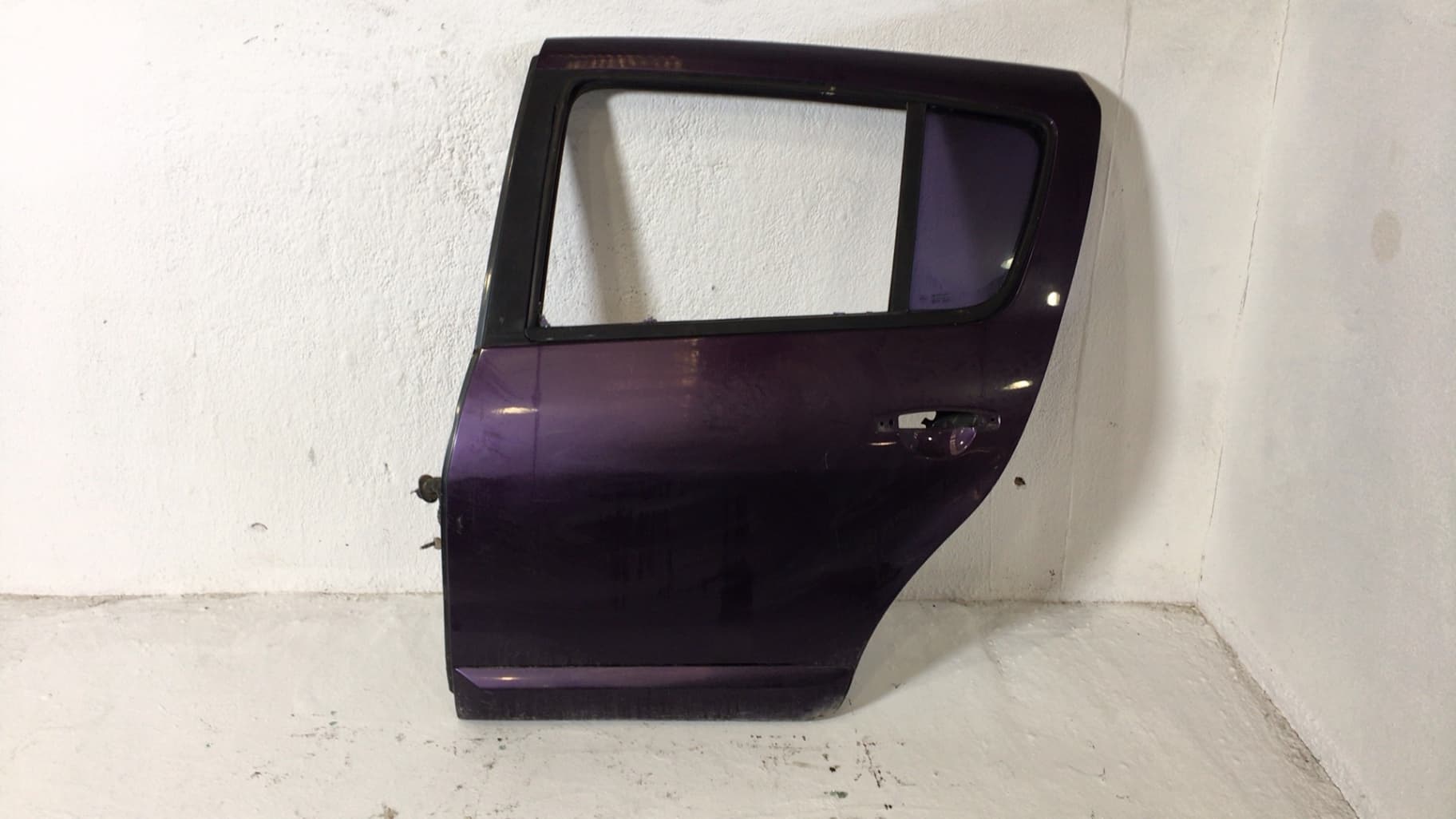 Puerta trasera izquierda DACIA SANDERO