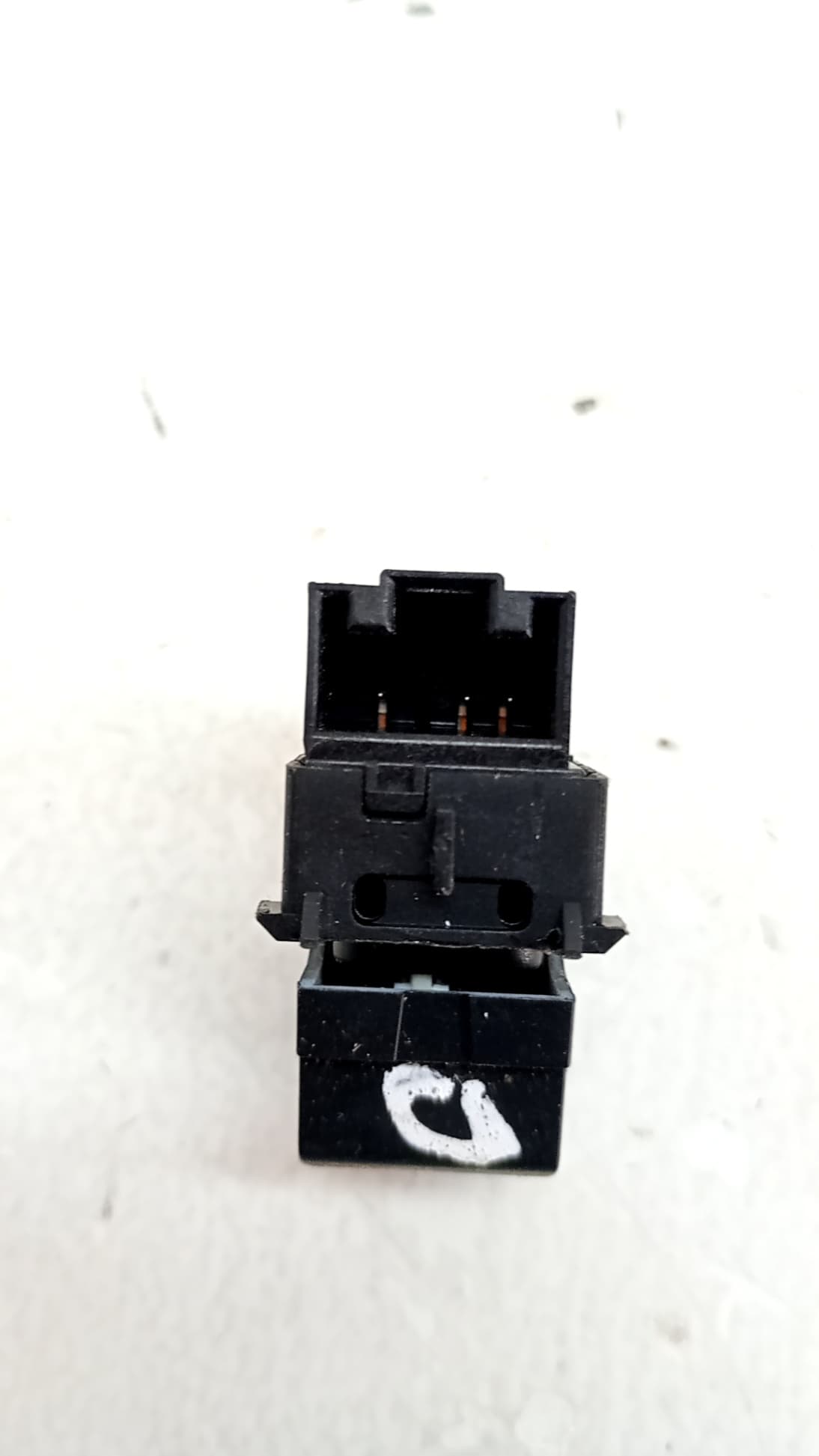 Mando elevalunas delantero derecho VOLKSWAGEN PASSAT B8 (3G2, CB2) 2