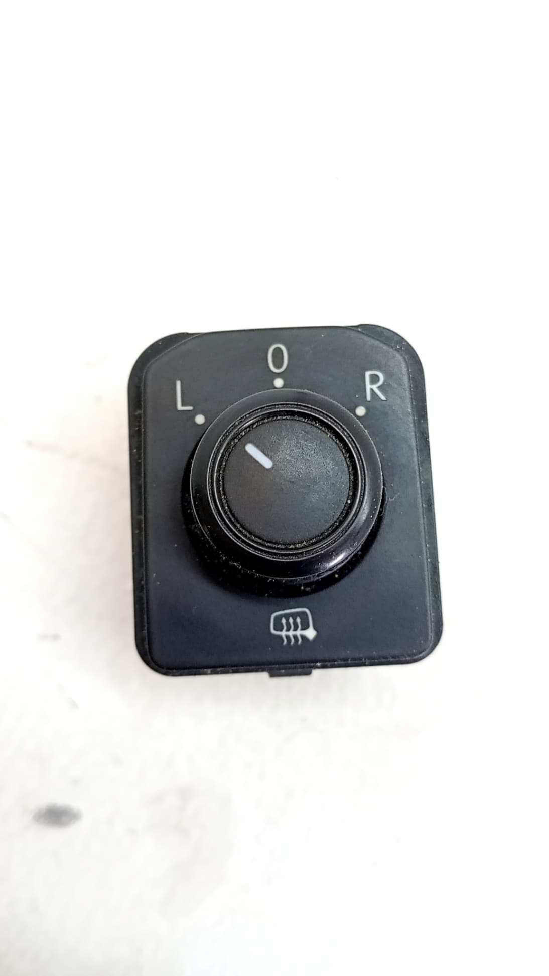 Mando retrovisor VOLKSWAGEN PASSAT B8 (3G2, CB2)