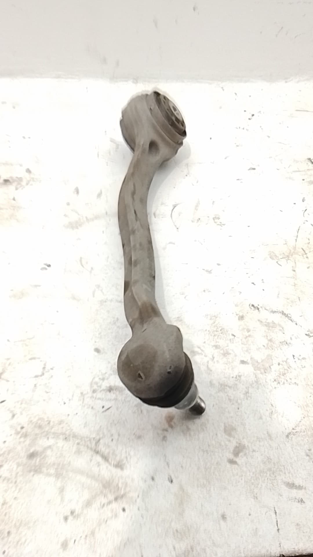 Brazo suspension inferior delantero izquierdo MERCEDES-BENZ C-CLASS