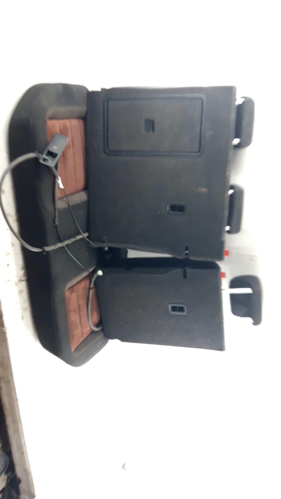Cerradura asientos traseros SEAT ATECA (KH7) 2