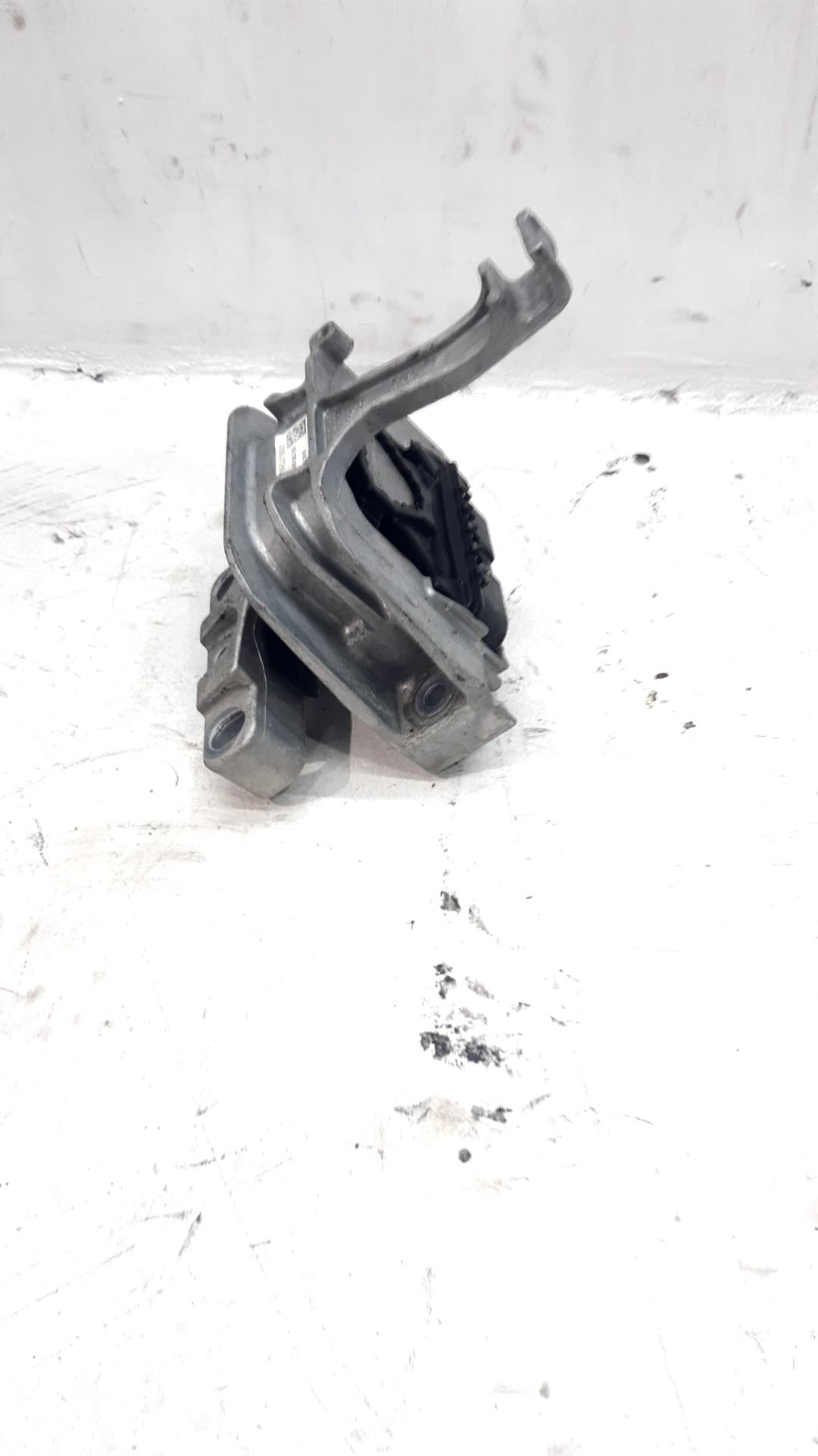 Soporte motor SEAT ATECA (KH7) 2