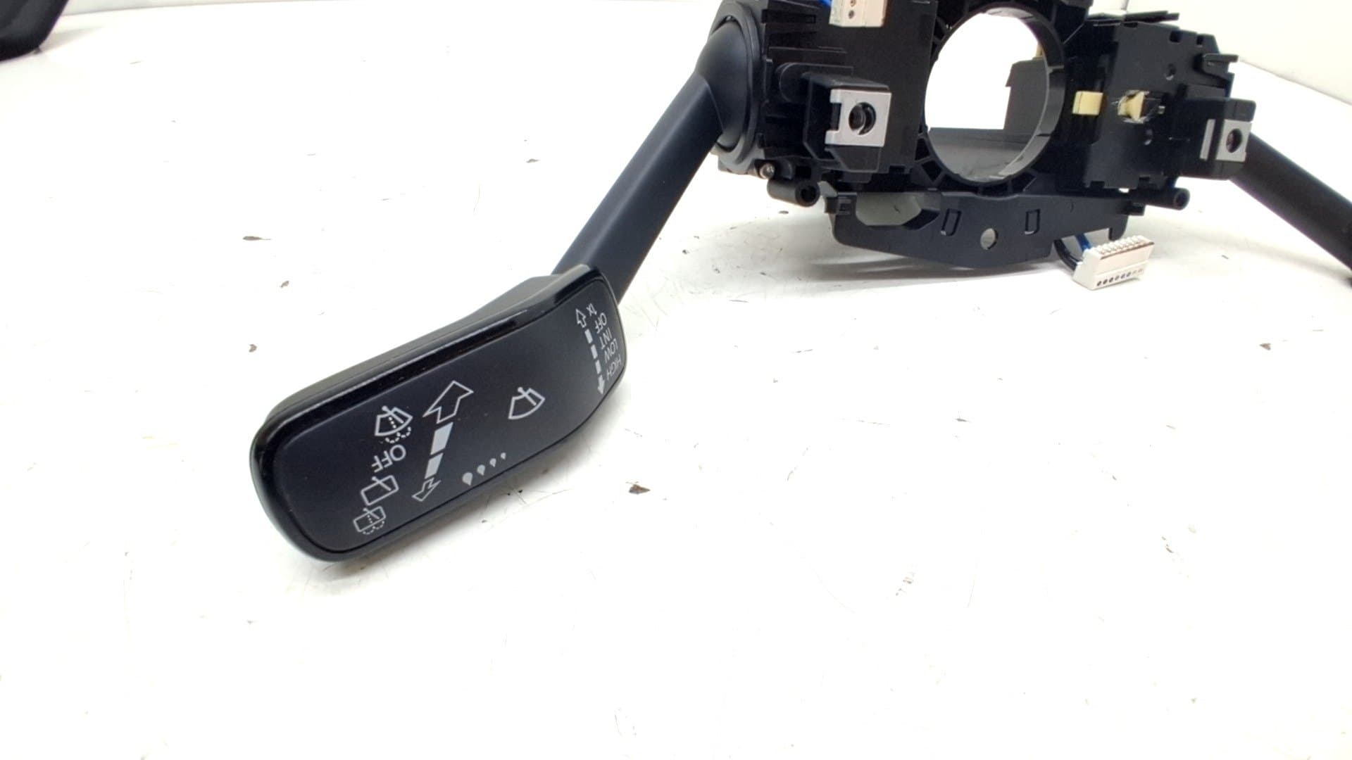 Mando multifuncion VOLKSWAGEN GOLF VIII LIM 2