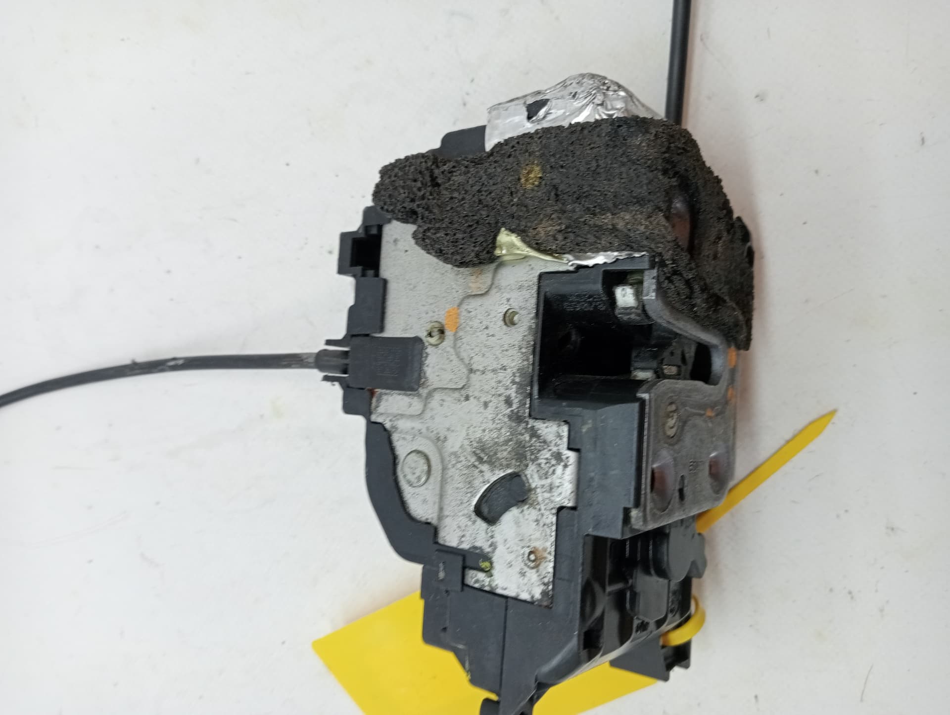 Cerradura puerta trasera derecha RENAULT LAGUNA III 2