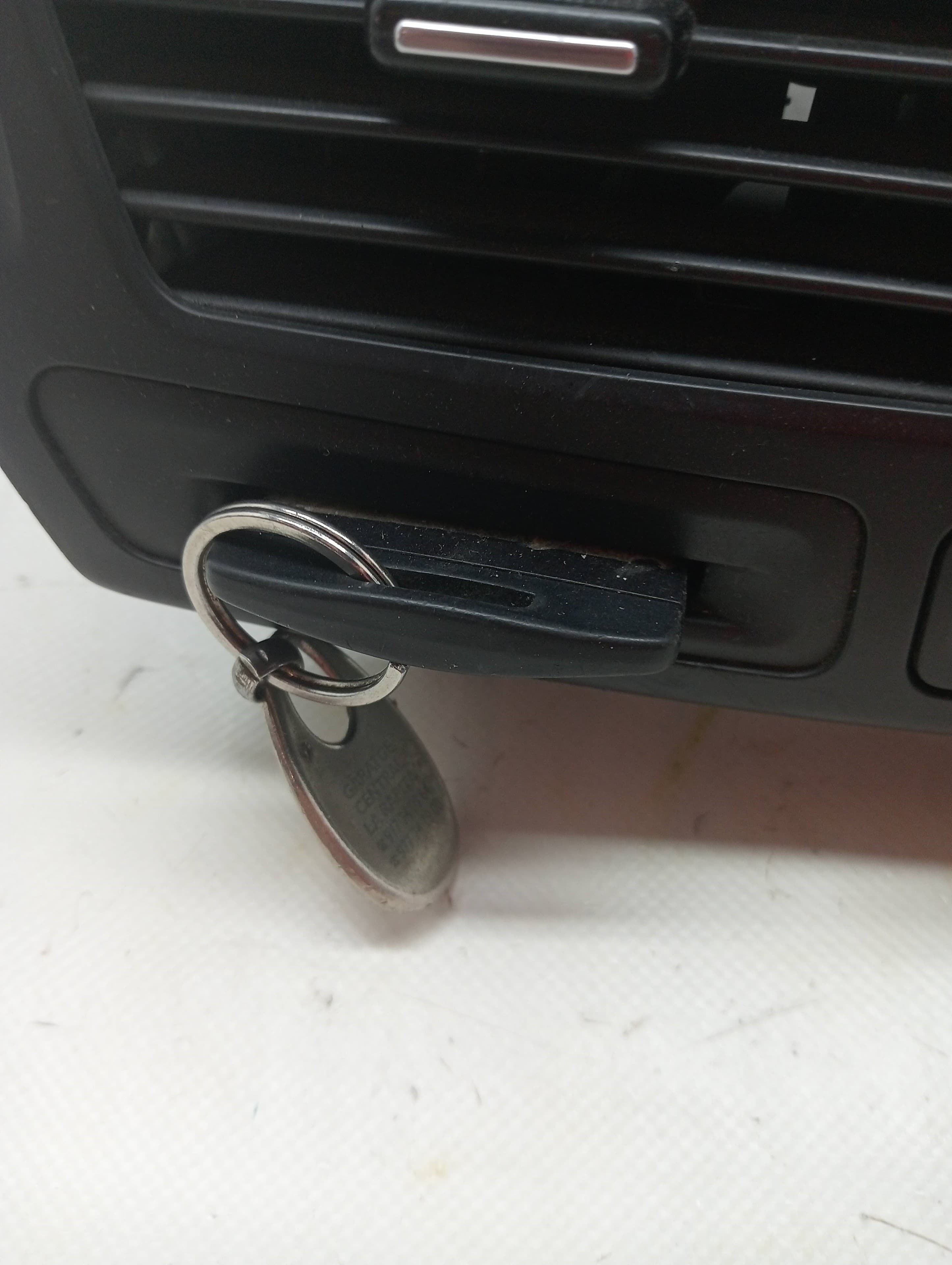 Recambio RENAULT LAGUNA III ref. 275000001R 3
