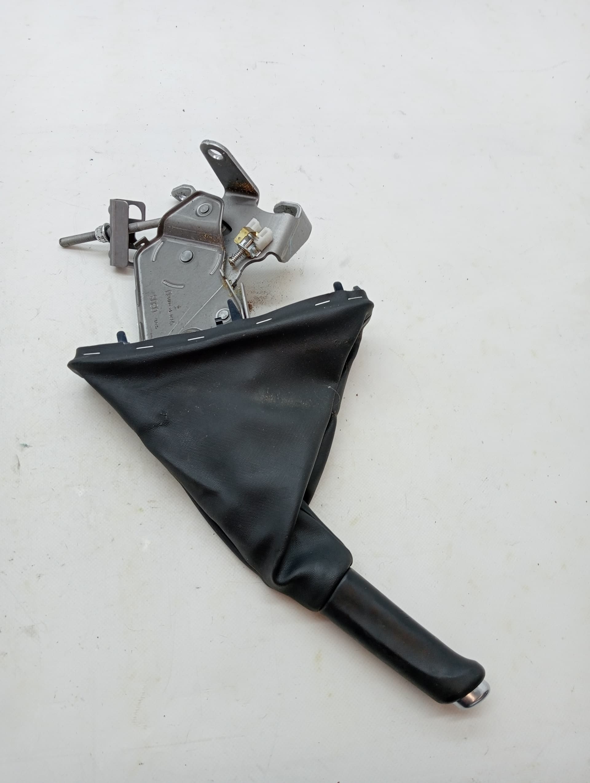 Palanca freno de mano RENAULT LAGUNA III 3