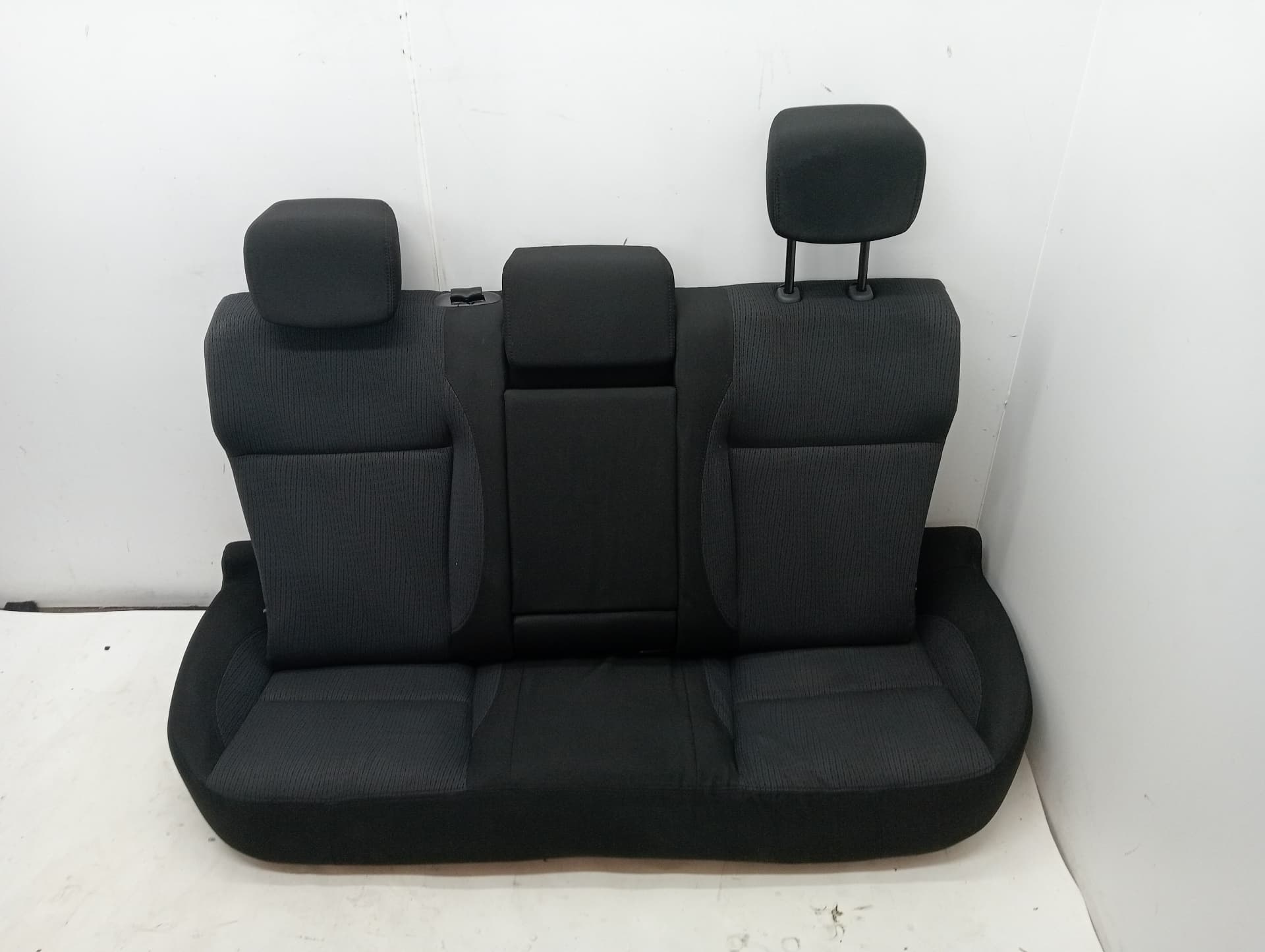 Cerradura asientos traseros RENAULT LAGUNA III