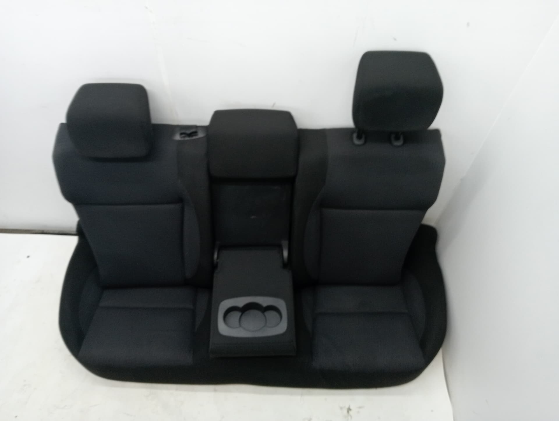 Cerradura asientos traseros RENAULT LAGUNA III 2