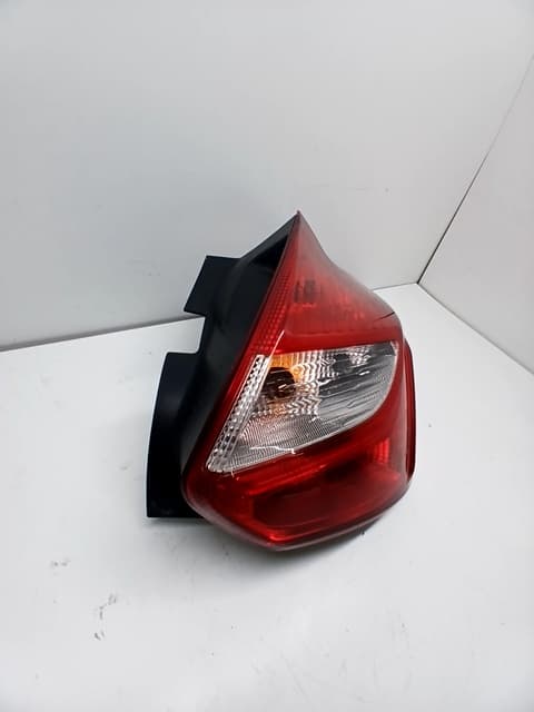 Piloto trasero derecho FORD FOCUS 5
