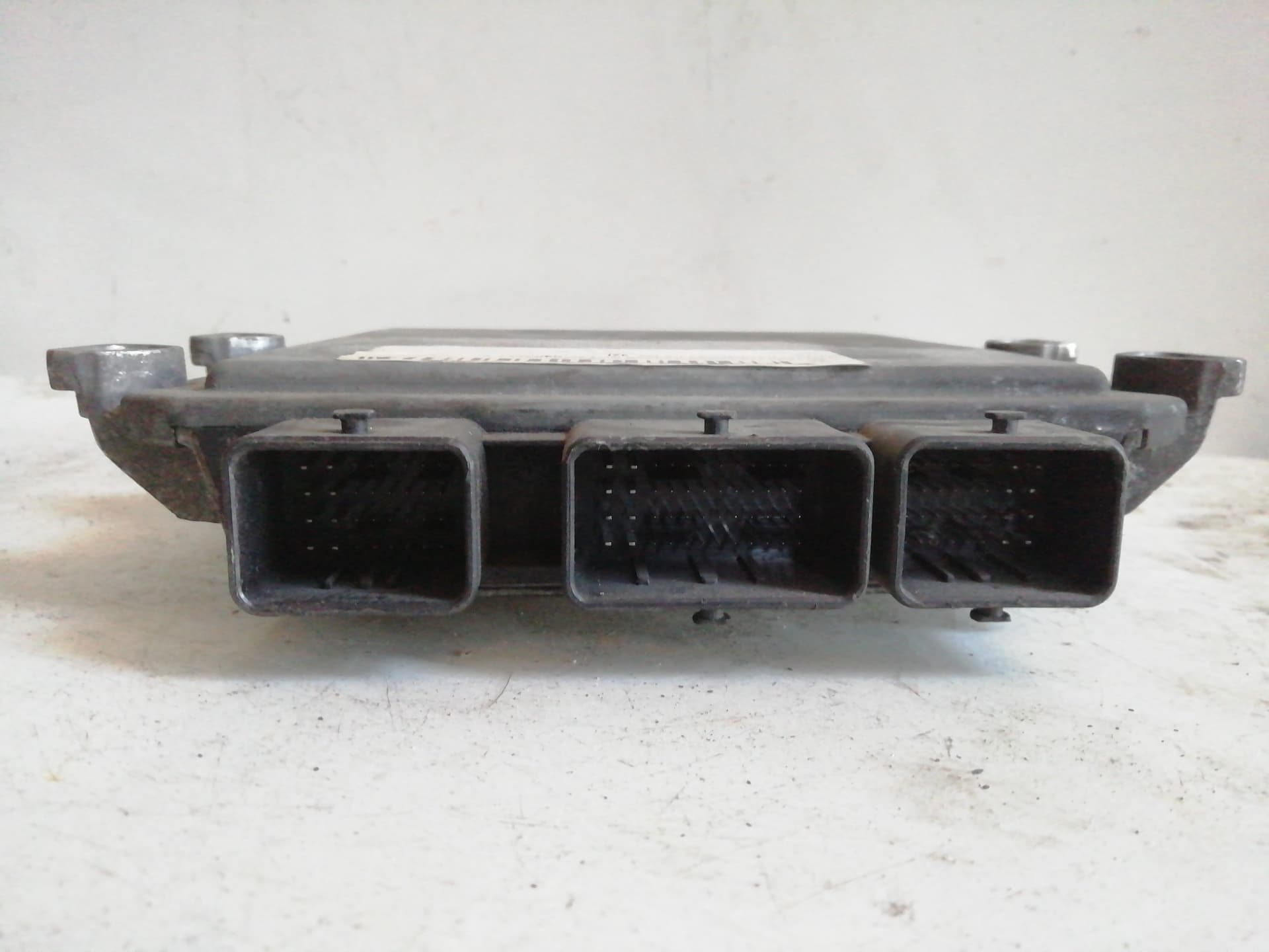 Centralita motor uce FORD ESCORT BERLINA 2