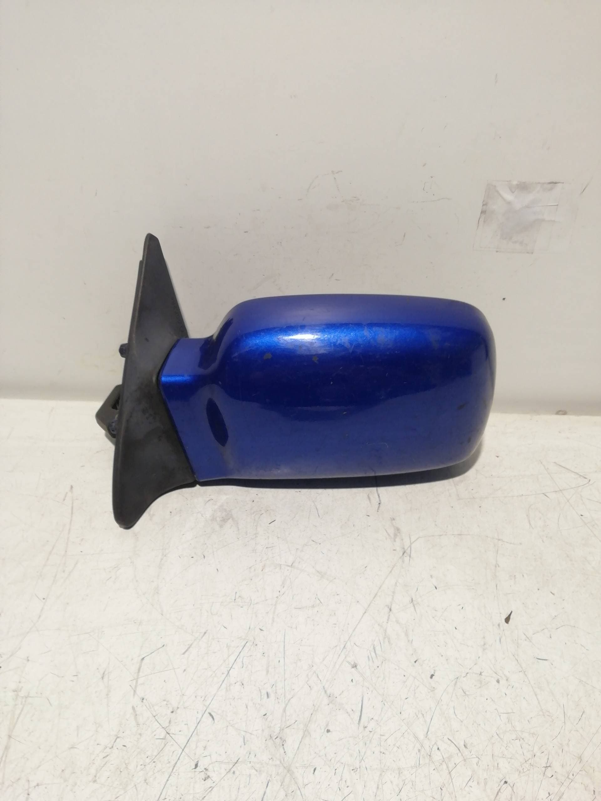 Retrovisor izquierdo FORD ESCORT BERLINA 2